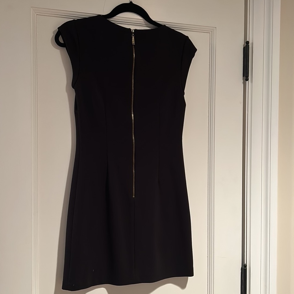 Dress - Picture 5 of 5